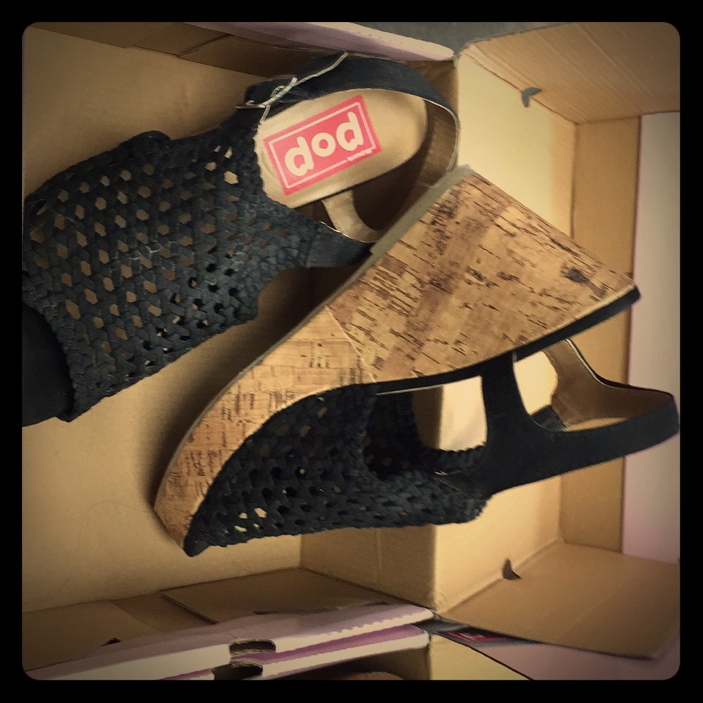 2 pairs of  POP sandals Margie and Evie